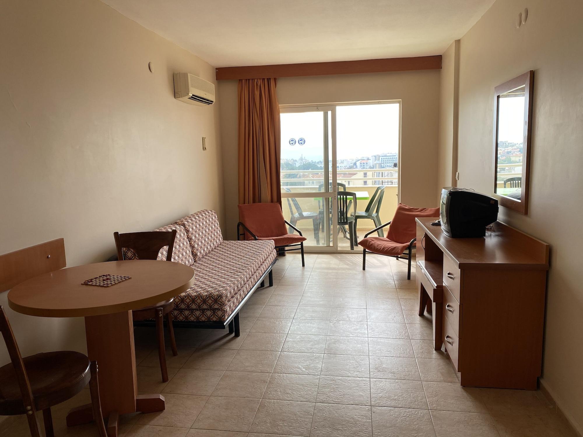 Tuntas Family Suites Kusadasi Kusadası Exterior foto