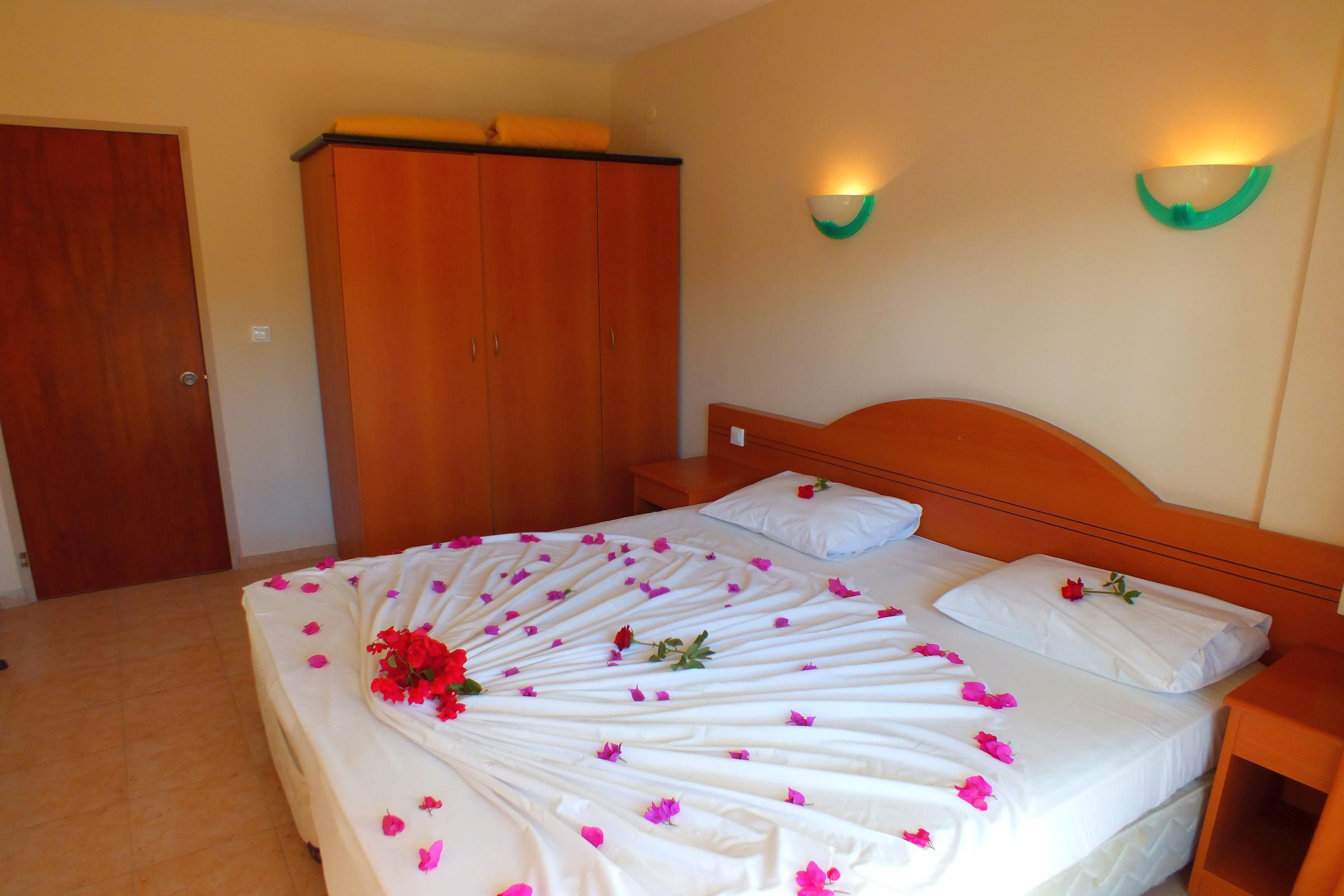 Tuntas Family Suites Kusadasi Kusadası Exterior foto