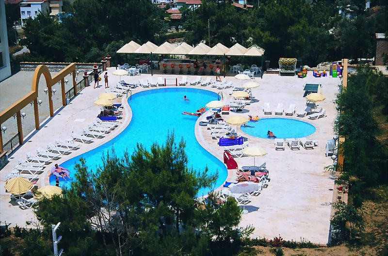 Tuntas Family Suites Kusadasi Kusadası Exterior foto