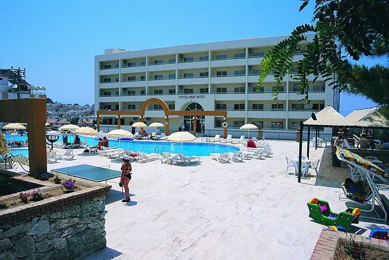 Tuntas Family Suites Kusadasi Kusadası Exterior foto